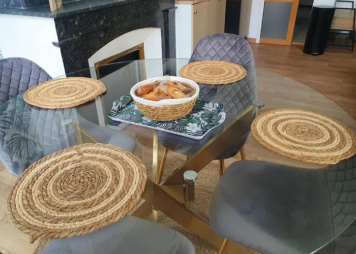 Appartement A L Ombre Des Remparts 3 *